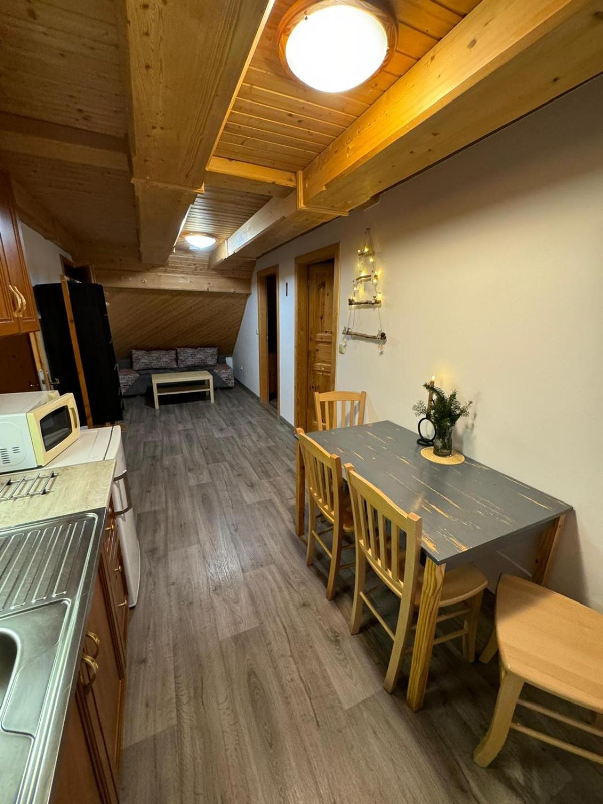 Apartmany Roudnice Jestrabi V Krkonosich ภายนอก รูปภาพ