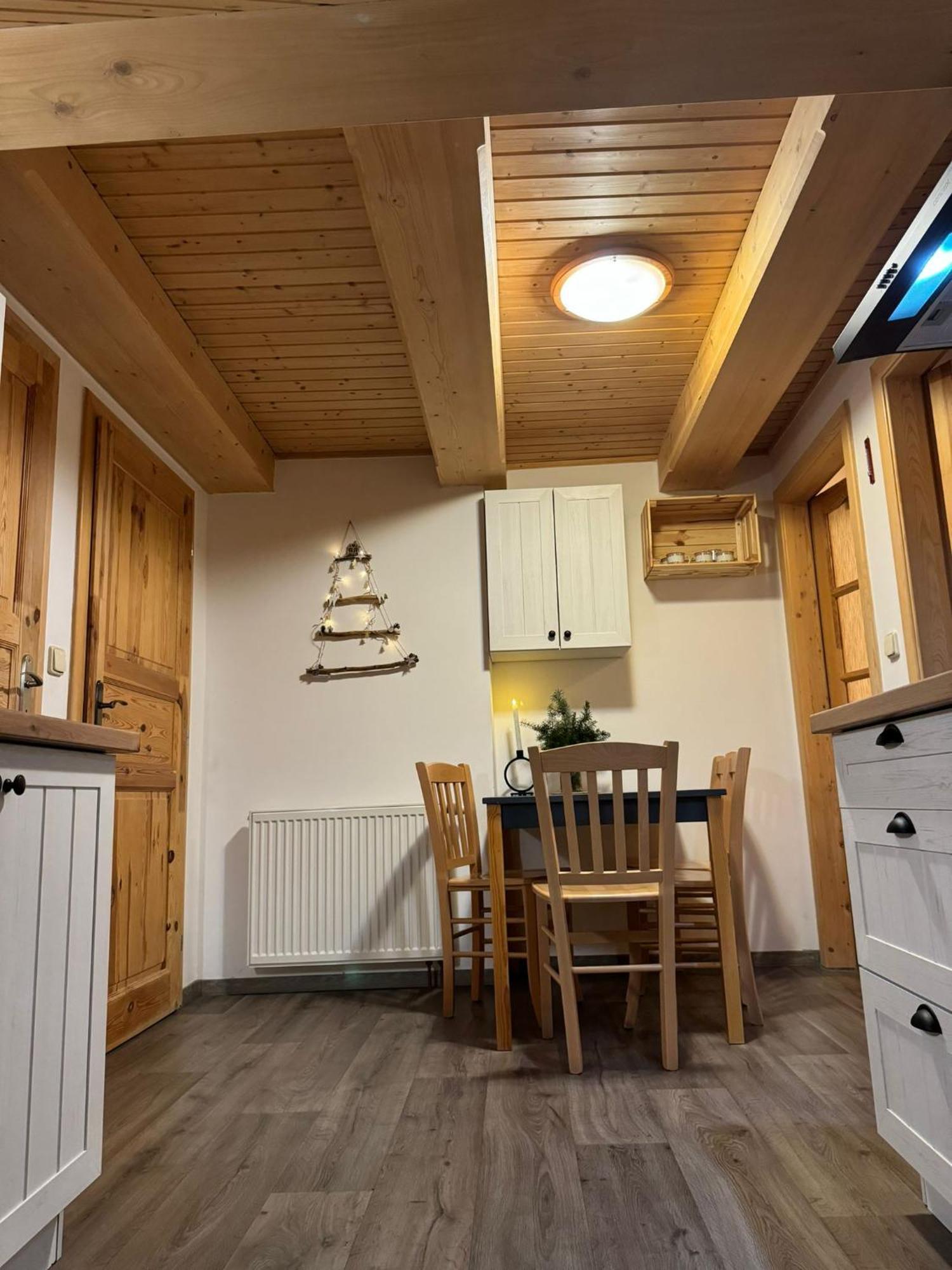 Apartmany Roudnice Jestrabi V Krkonosich ภายนอก รูปภาพ